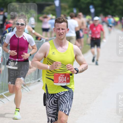 22.06.2025 - Viking Triathlon H.Heesch http://msf.ph/oto/8106007 22.06.2025 13:49:28 Laufen 249, 379, 395, 604 meine-sportfotos.de