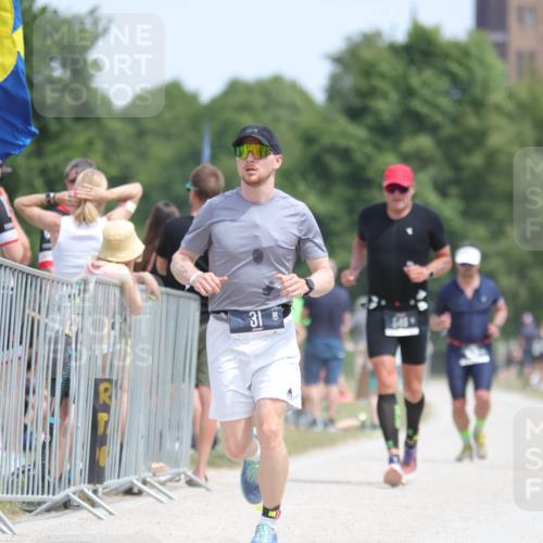 22.06.2025 - Viking Triathlon H.Heesch http://msf.ph/oto/8106028 22.06.2025 14:10:10 Laufen 31, 78, 416, 625 meine-sportfotos.de