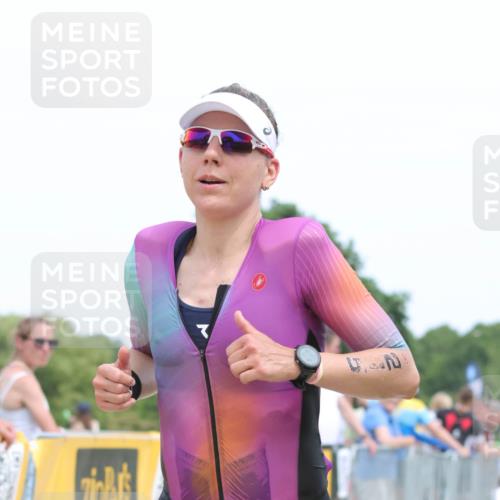 22.06.2025 - Viking Triathlon H.Heesch http://msf.ph/oto/8106045 22.06.2025 14:27:34 Laufen 215 meine-sportfotos.de