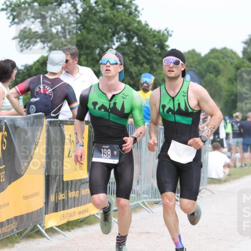 22.06.2025 - Viking Triathlon H.Heesch http://msf.ph/oto/8106060 22.06.2025 14:27:49 Laufen 117, 198, 287, 534, 543 meine-sportfotos.de