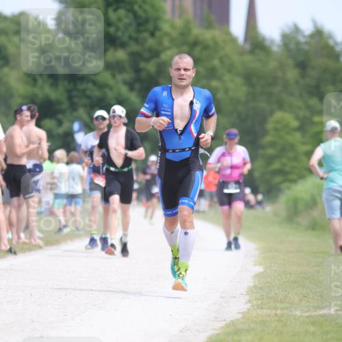 22.06.2025 - Viking Triathlon H.Heesch http://msf.ph/oto/8106077 22.06.2025 13:50:04 Laufen 117, 312, 347, 525 meine-sportfotos.de