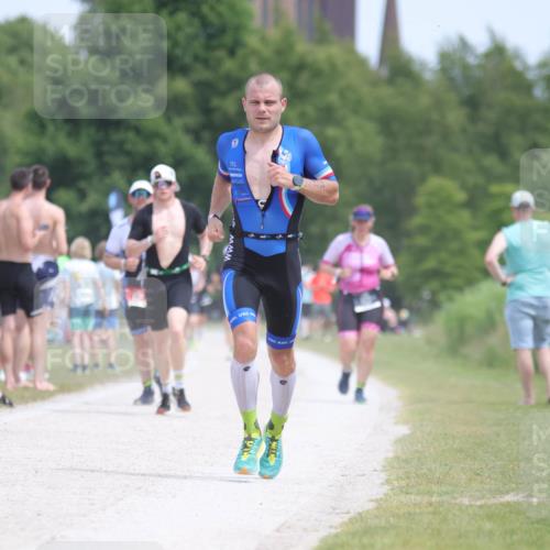22.06.2025 - Viking Triathlon H.Heesch http://msf.ph/oto/8106082 22.06.2025 13:50:05 Laufen 117, 312, 347, 525 meine-sportfotos.de