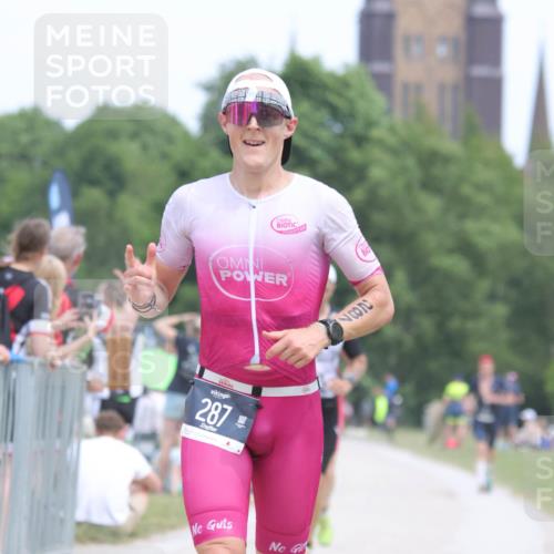 22.06.2025 - Viking Triathlon H.Heesch http://msf.ph/oto/8106098 22.06.2025 14:27:57 Laufen 146, 287, 543 meine-sportfotos.de