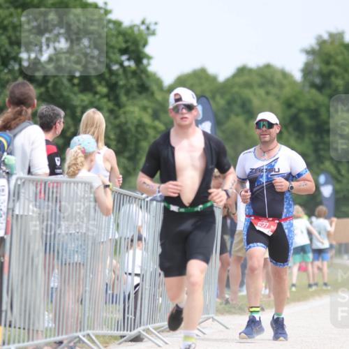 22.06.2025 - Viking Triathlon H.Heesch http://msf.ph/oto/8106109 22.06.2025 13:50:09 Laufen 117, 347, 627 meine-sportfotos.de