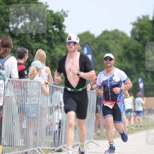 22.06.2025 - Viking Triathlon H.Heesch http://msf.ph/oto/8106112 22.06.2025 13:50:09 Laufen 117, 347, 627 meine-sportfotos.de
