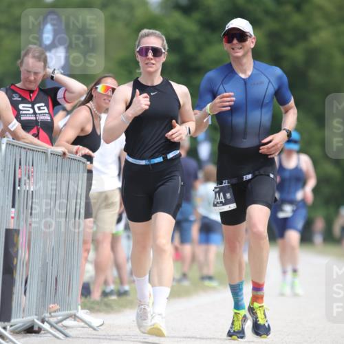 22.06.2025 - Viking Triathlon H.Heesch http://msf.ph/oto/8106130 22.06.2025 14:11:05 Laufen 294, 344 meine-sportfotos.de