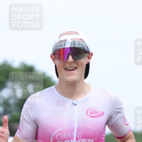 22.06.2025 - Viking Triathlon H.Heesch http://msf.ph/oto/8106145 22.06.2025 14:27:58 Laufen 146, 287, 543 meine-sportfotos.de