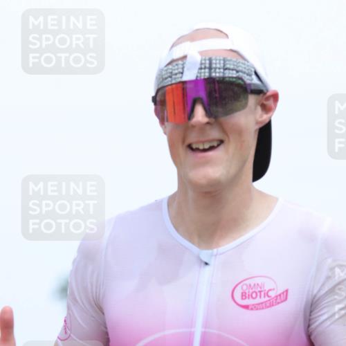 22.06.2025 - Viking Triathlon H.Heesch http://msf.ph/oto/8106152 22.06.2025 14:27:59 Laufen 146, 287 meine-sportfotos.de