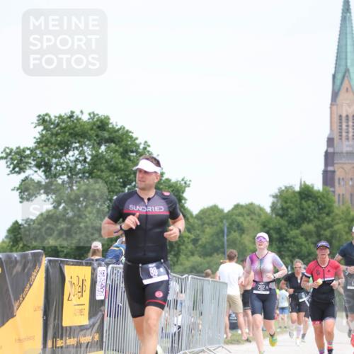 22.06.2025 - Viking Triathlon H.Heesch http://msf.ph/oto/8106166 22.06.2025 13:50:24 Laufen 80, 155, 202, 529 meine-sportfotos.de