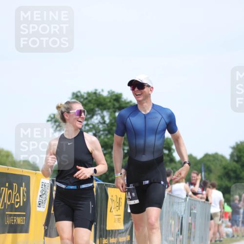 22.06.2025 - Viking Triathlon H.Heesch http://msf.ph/oto/8106170 22.06.2025 14:11:09 Laufen 294, 344 meine-sportfotos.de