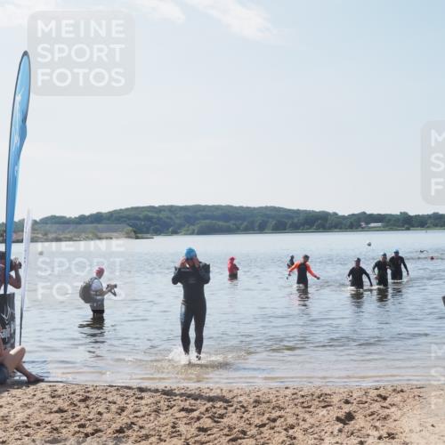22.06.2025 - Viking Triathlon MichiJ http://msf.ph/oto/8106171 22.06.2025 10:52:12 Schwimmen 116, 136, 481, 542 meine-sportfotos.de