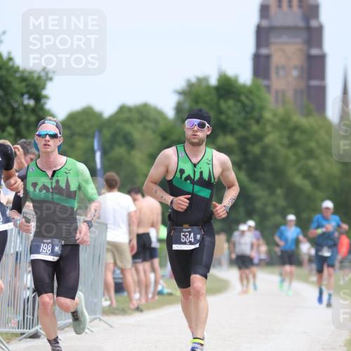 22.06.2025 - Viking Triathlon H.Heesch http://msf.ph/oto/8106198 22.06.2025 13:50:31 Laufen 60, 155, 198, 202, 529, 534 meine-sportfotos.de