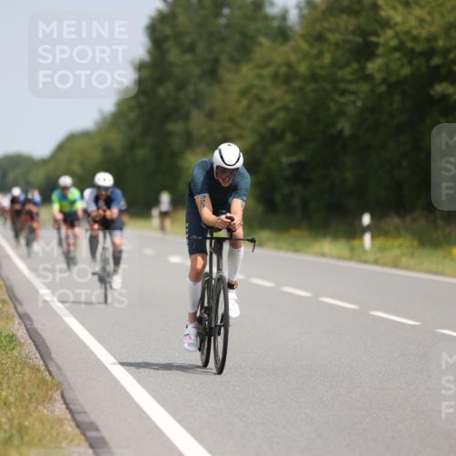 22.06.2025 - Viking Triathlon Yannick Fuchs http://msf.ph/oto/8106201 22.06.2025 12:11:18 Radfahren 114, 204, 206, 490, 529, 603, 623, 658 meine-sportfotos.de