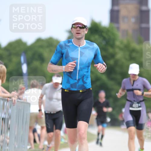 22.06.2025 - Viking Triathlon H.Heesch http://msf.ph/oto/8106242 22.06.2025 13:50:45 Laufen 226, 350, 460 meine-sportfotos.de