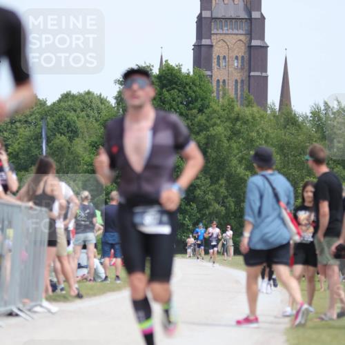 22.06.2025 - Viking Triathlon H.Heesch http://msf.ph/oto/8106257 22.06.2025 14:11:45 Laufen 193, 367 meine-sportfotos.de