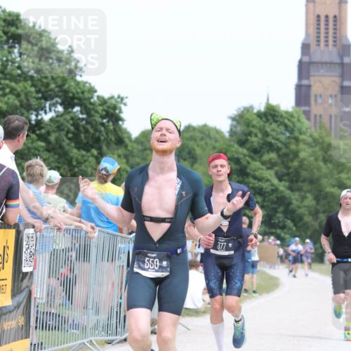 22.06.2025 - Viking Triathlon H.Heesch http://msf.ph/oto/8106263 22.06.2025 14:28:31 Laufen 98, 377, 550 meine-sportfotos.de