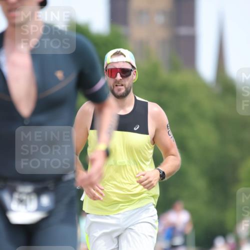 22.06.2025 - Viking Triathlon H.Heesch http://msf.ph/oto/8106282 22.06.2025 14:11:55 Laufen 520, 607 meine-sportfotos.de
