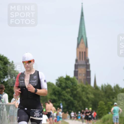 22.06.2025 - Viking Triathlon H.Heesch http://msf.ph/oto/8106309 22.06.2025 13:51:13 Laufen 385 meine-sportfotos.de