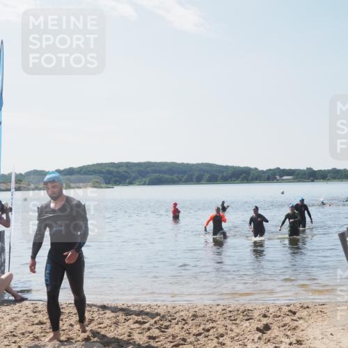 22.06.2025 - Viking Triathlon MichiJ http://msf.ph/oto/8106310 22.06.2025 10:52:16 Schwimmen 116, 136, 481, 490 meine-sportfotos.de