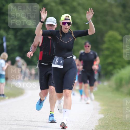 22.06.2025 - Viking Triathlon H.Heesch http://msf.ph/oto/8106322 22.06.2025 13:51:23 Laufen 37, 308 meine-sportfotos.de