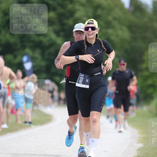 22.06.2025 - Viking Triathlon H.Heesch http://msf.ph/oto/8106326 22.06.2025 13:51:23 Laufen 37, 308 meine-sportfotos.de