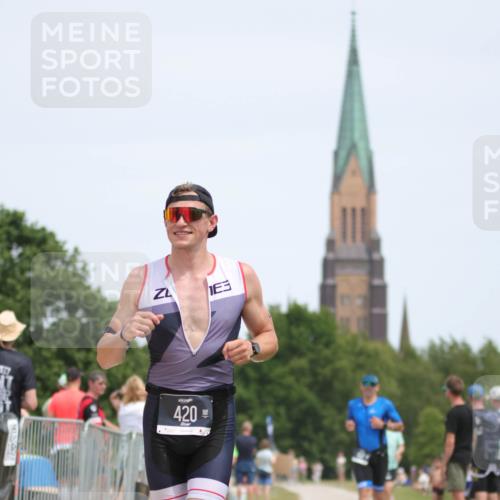 22.06.2025 - Viking Triathlon H.Heesch http://msf.ph/oto/8106329 22.06.2025 14:12:19 Laufen 45, 153, 420 meine-sportfotos.de