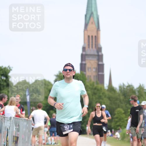 22.06.2025 - Viking Triathlon H.Heesch http://msf.ph/oto/8106356 22.06.2025 14:12:27 Laufen 153, 257 meine-sportfotos.de