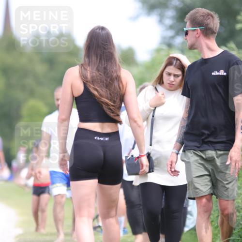 22.06.2025 - Viking Triathlon H.Heesch http://msf.ph/oto/8106371 22.06.2025 14:12:36 Laufen 478 meine-sportfotos.de