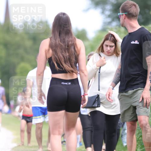 22.06.2025 - Viking Triathlon H.Heesch http://msf.ph/oto/8106374 22.06.2025 14:12:36 Laufen 478 meine-sportfotos.de