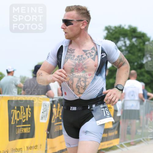 22.06.2025 - Viking Triathlon H.Heesch http://msf.ph/oto/8106381 22.06.2025 14:40:55 Laufen 76, 439, 458 meine-sportfotos.de