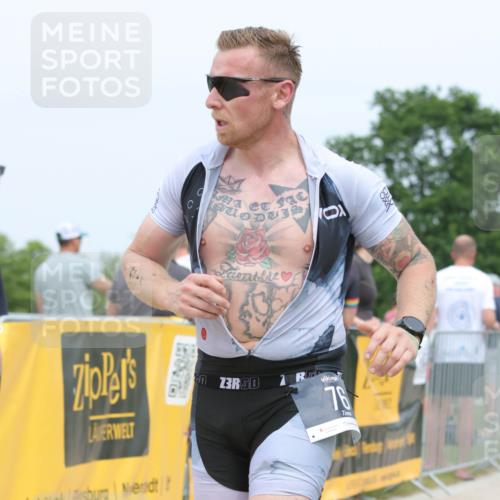 22.06.2025 - Viking Triathlon H.Heesch http://msf.ph/oto/8106385 22.06.2025 14:40:55 Laufen 76, 439, 458 meine-sportfotos.de