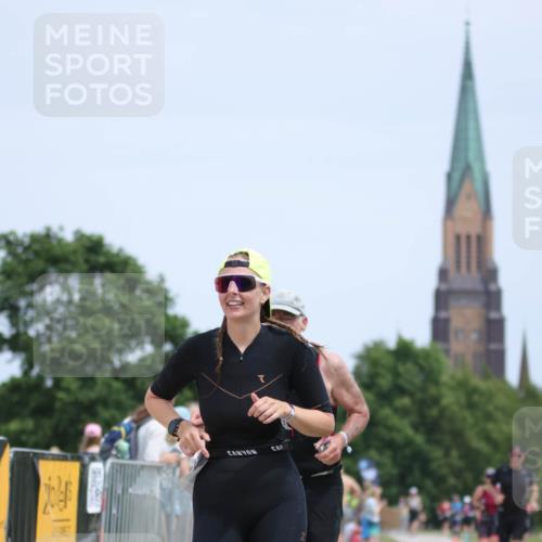 22.06.2025 - Viking Triathlon H.Heesch http://msf.ph/oto/8106391 22.06.2025 13:51:27 Laufen 37, 308 meine-sportfotos.de