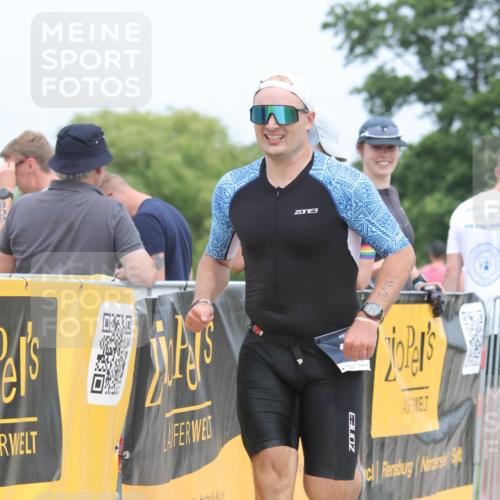 22.06.2025 - Viking Triathlon H.Heesch http://msf.ph/oto/8106401 22.06.2025 14:40:57 Laufen 76, 439, 458 meine-sportfotos.de