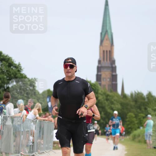 22.06.2025 - Viking Triathlon H.Heesch http://msf.ph/oto/8106426 22.06.2025 13:51:36 Laufen 364, 547 meine-sportfotos.de