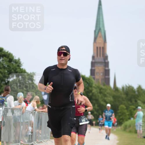 22.06.2025 - Viking Triathlon H.Heesch http://msf.ph/oto/8106431 22.06.2025 13:51:36 Laufen 364, 547 meine-sportfotos.de