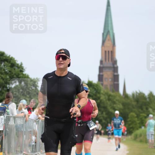 22.06.2025 - Viking Triathlon H.Heesch http://msf.ph/oto/8106437 22.06.2025 13:51:36 Laufen 364, 547 meine-sportfotos.de