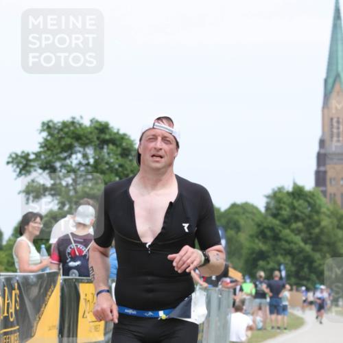 22.06.2025 - Viking Triathlon H.Heesch http://msf.ph/oto/8106440 22.06.2025 14:28:37 Laufen 98, 377, 550 meine-sportfotos.de