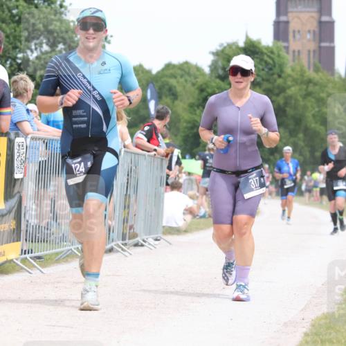22.06.2025 - Viking Triathlon H.Heesch http://msf.ph/oto/8106476 22.06.2025 14:29:01 Laufen 124, 317, 627 meine-sportfotos.de