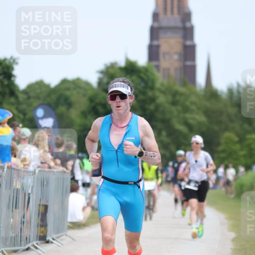 22.06.2025 - Viking Triathlon H.Heesch http://msf.ph/oto/8106483 22.06.2025 14:13:23 Laufen 15, 34, 182, 323, 626 meine-sportfotos.de