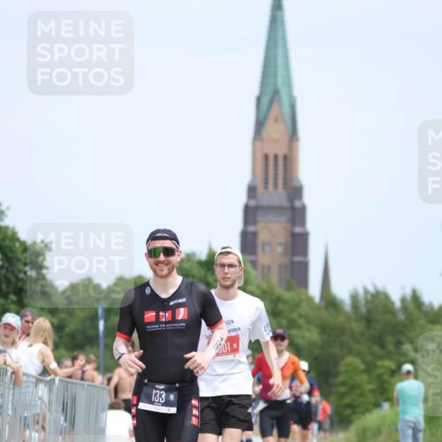 22.06.2025 - Viking Triathlon H.Heesch http://msf.ph/oto/8106487 22.06.2025 13:51:50 Laufen 33, 133, 406, 518, 601 meine-sportfotos.de