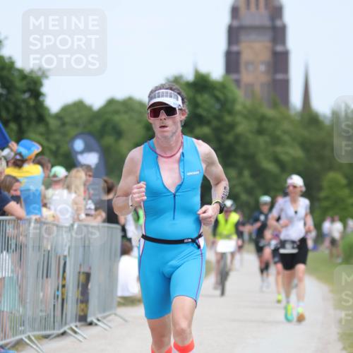 22.06.2025 - Viking Triathlon H.Heesch http://msf.ph/oto/8106488 22.06.2025 14:13:23 Laufen 15, 34, 182, 323, 626 meine-sportfotos.de