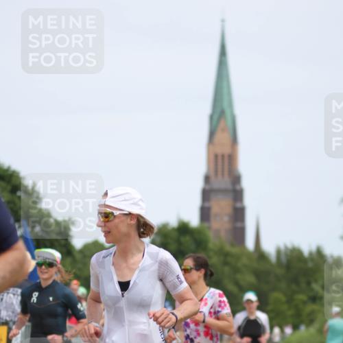 22.06.2025 - Viking Triathlon H.Heesch http://msf.ph/oto/8106516 22.06.2025 14:13:30 Laufen 15, 86, 182, 323, 509 meine-sportfotos.de