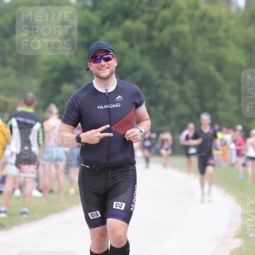 22.06.2025 - Viking Triathlon H.Heesch http://msf.ph/oto/8106518 22.06.2025 14:41:15 Laufen 191, 493, 605 meine-sportfotos.de