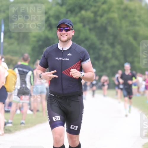22.06.2025 - Viking Triathlon H.Heesch http://msf.ph/oto/8106537 22.06.2025 14:41:15 Laufen 191, 493, 605 meine-sportfotos.de