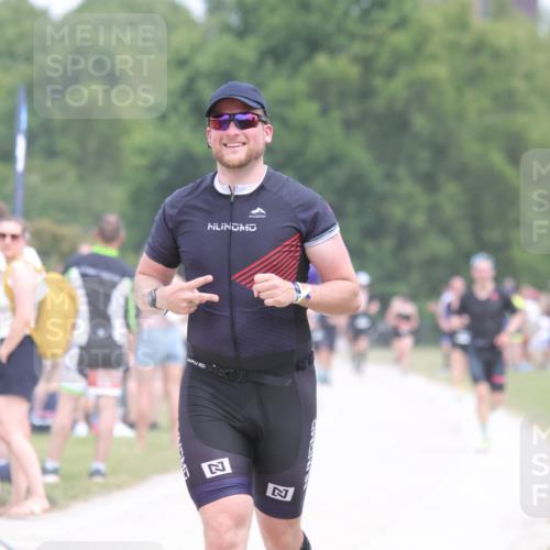 22.06.2025 - Viking Triathlon H.Heesch http://msf.ph/oto/8106541 22.06.2025 14:41:16 Laufen 191, 493, 605 meine-sportfotos.de