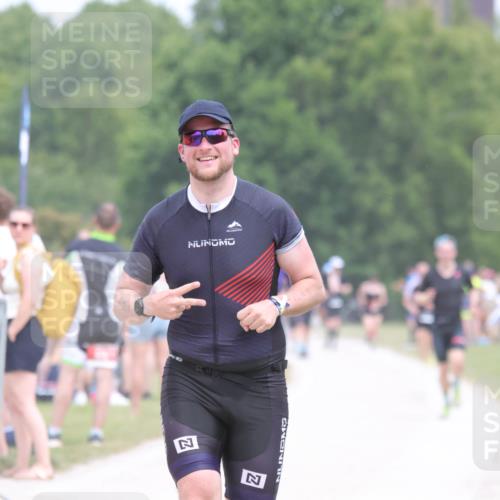 22.06.2025 - Viking Triathlon H.Heesch http://msf.ph/oto/8106544 22.06.2025 14:41:16 Laufen 191, 493, 605 meine-sportfotos.de