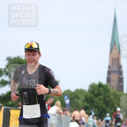 22.06.2025 - Viking Triathlon H.Heesch http://msf.ph/oto/8106546 22.06.2025 13:52:13 Laufen 365 meine-sportfotos.de