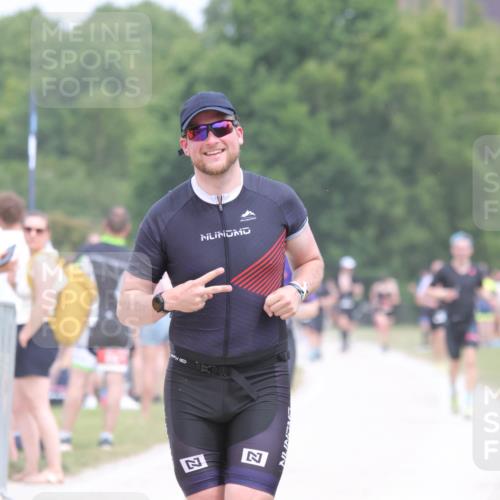 22.06.2025 - Viking Triathlon H.Heesch http://msf.ph/oto/8106548 22.06.2025 14:41:16 Laufen 191, 493, 605 meine-sportfotos.de