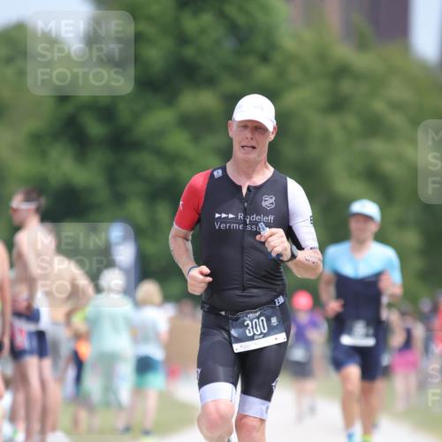 22.06.2025 - Viking Triathlon H.Heesch http://msf.ph/oto/8106552 22.06.2025 13:52:17 Laufen 300, 365 meine-sportfotos.de