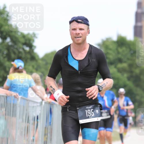 22.06.2025 - Viking Triathlon H.Heesch http://msf.ph/oto/8106591 22.06.2025 14:29:09 Laufen 195, 286, 602 meine-sportfotos.de